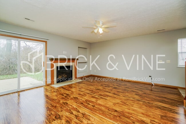 Building Photo - 3107 Gallant Dr