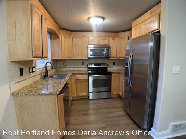 Building Photo - 3 br, 2 bath House - 943 SW Elmonica Place