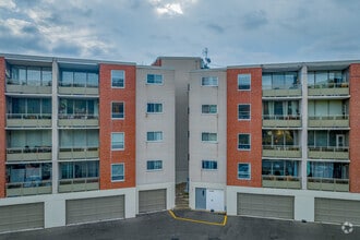 Building Photo - Terrace Towers