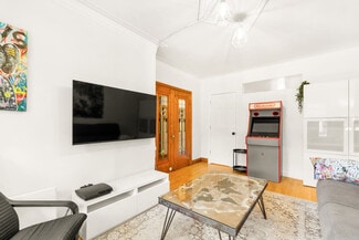 Building Photo - 6402-610e 10e Avenue