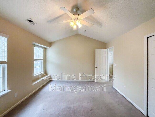 Foto del edificio - 217 Arlington Downs Blvd