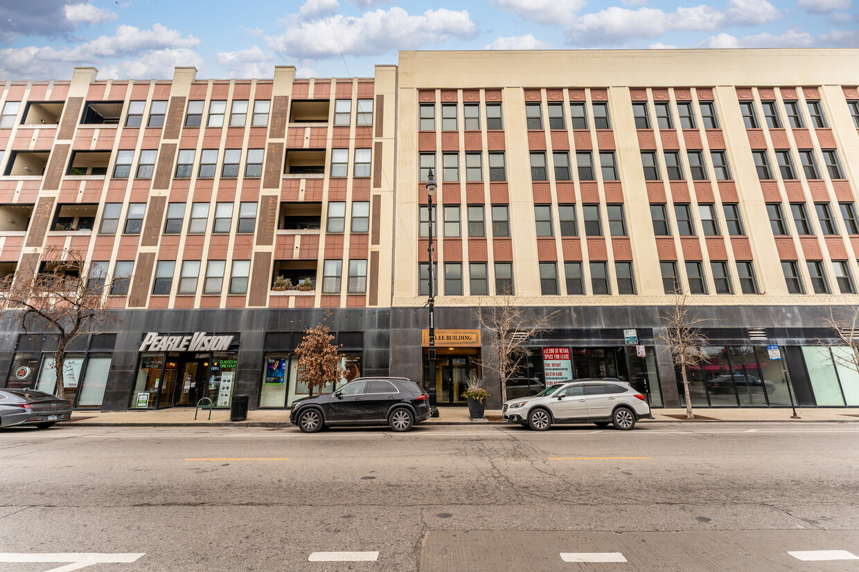 Foto principal - 4015 N Milwaukee Ave