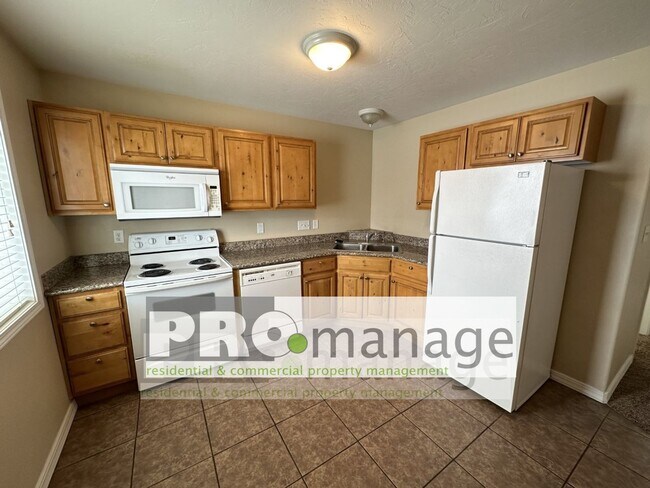 Foto del edificio - 2 Bed / 1.5 Bath Townhouse - Idaho Falls
