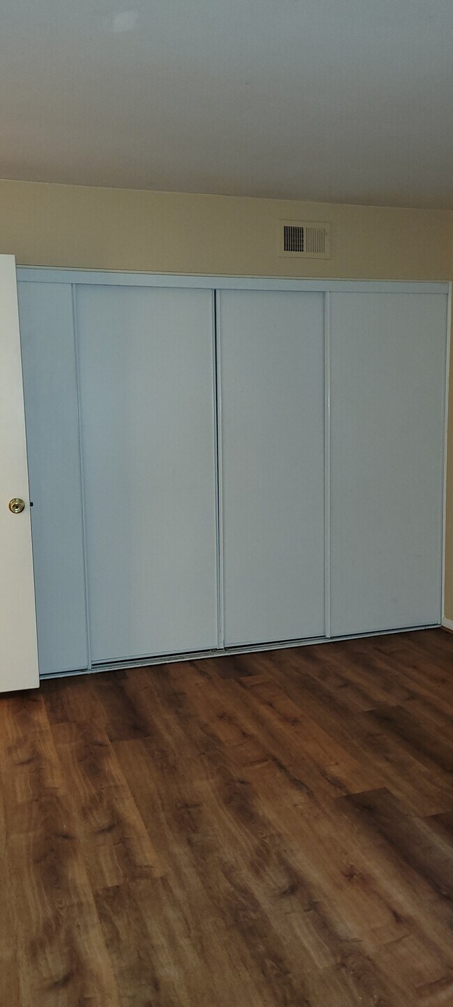 Foto del edificio - 1611 Hotel Cir S