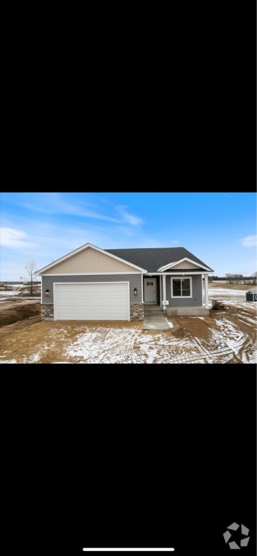 Building Photo - 1830 Cypress Trail