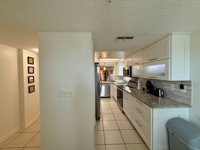 Foto del edificio - 1005 Gulf Blvd