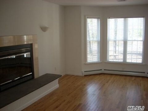 Foto del edificio - 15 Meadowbrook Ln