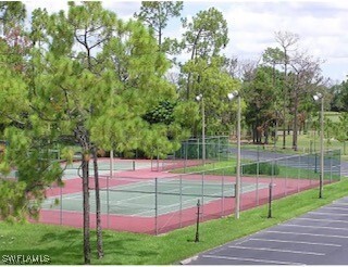 Foto del edificio - 400 Fox Haven Dr