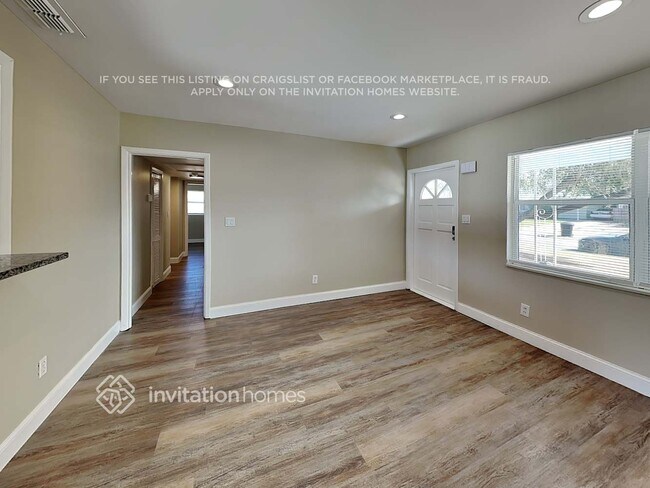 Foto del edificio - 3120 56th St N