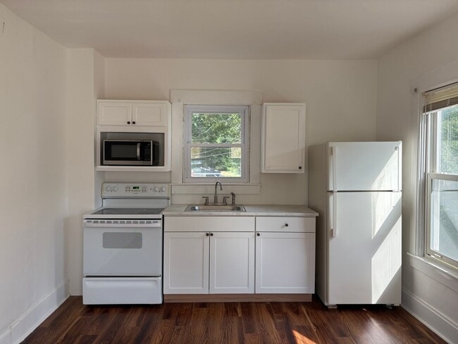 Foto del edificio - 1BR Duplex in Rochester