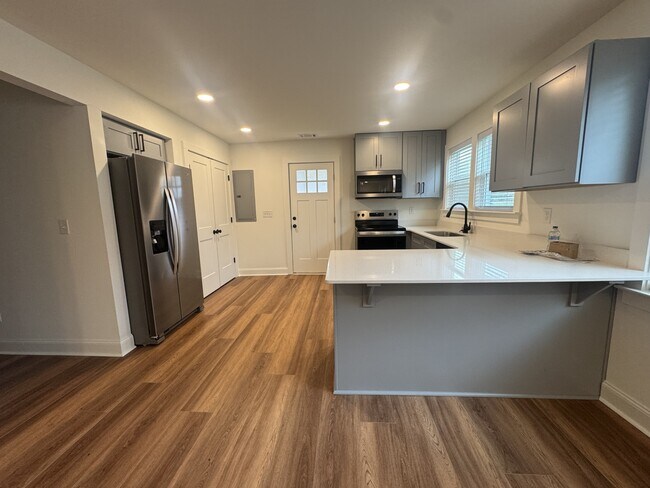 Photo - 1020 Hodges Ave House