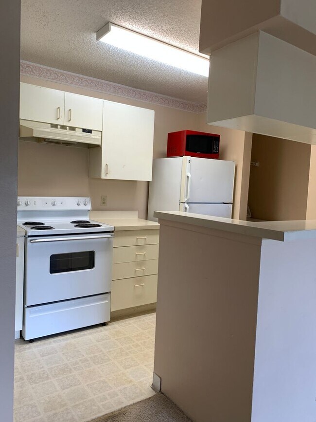 Foto del edificio - 351 Lone Hill Dr