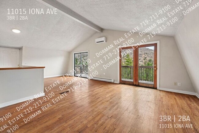 Building Photo - 11015 Iona Ave