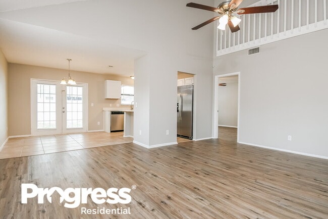 Building Photo - 10019 Creekwater Blvd