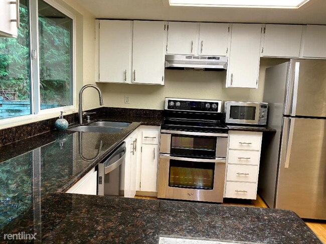 Foto del edificio - 3 br, 2.5 bath House - 22035 NE 1st Street
