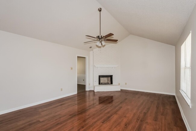 Building Photo - 4680 Tumblebrook Cove