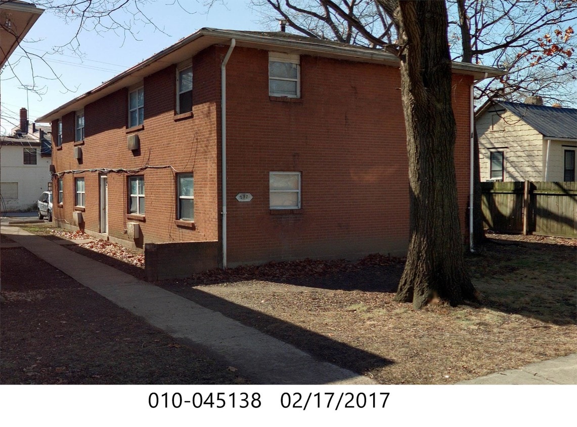 2897 E 9th Ave Unit D, Columbus, OH 43219 Room for Rent in Columbus
