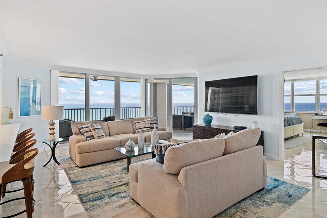 Building Photo - 5200 N Ocean Dr