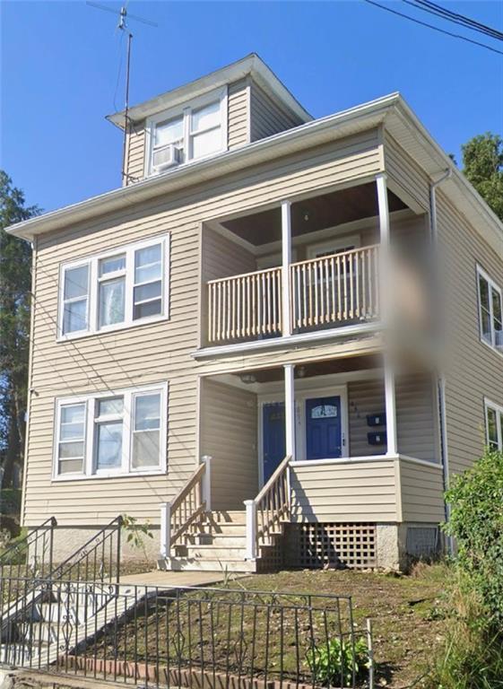 Foto principal - 694 Killingly St