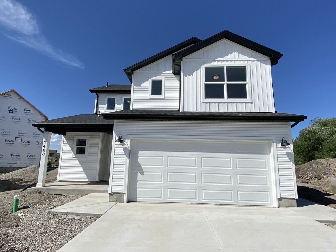 Foto principal - 1403 W Creekside Dr