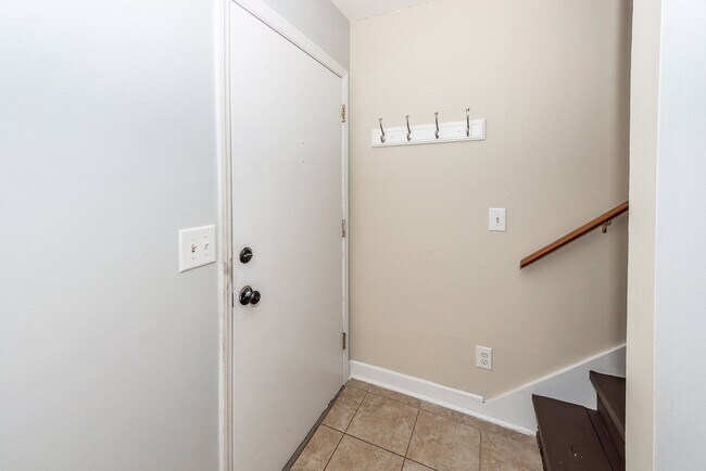 Foto del edificio - 2 Bedroom, 1.5 Bathroom Townhome in Island Bluff - James Island