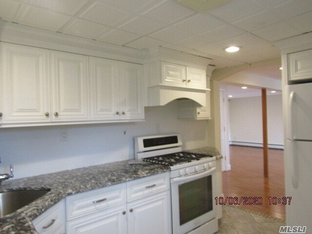 Foto del edificio - 4 Chadwick Ct