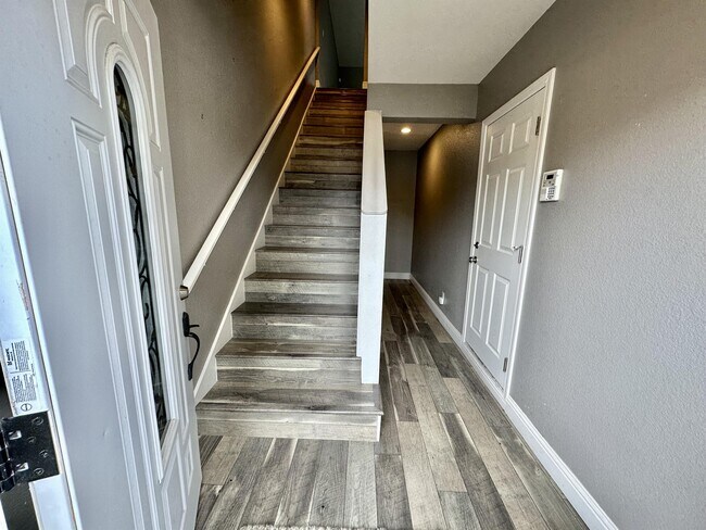 Foto del edificio - 151 Lobos St