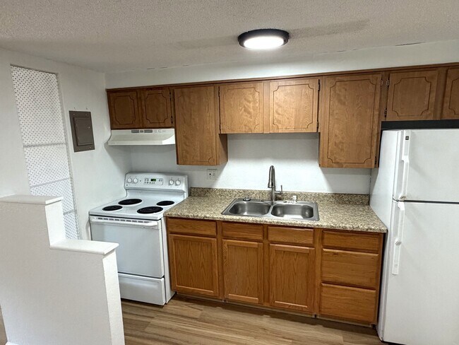 Foto del edificio - 3300 S Clarkson St