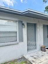 Building Photo - 15165 Avalon Ave
