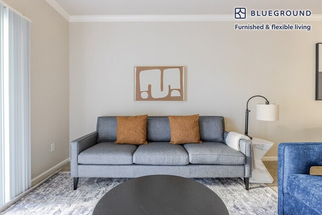 Building Photo - 700 Agnew Rd