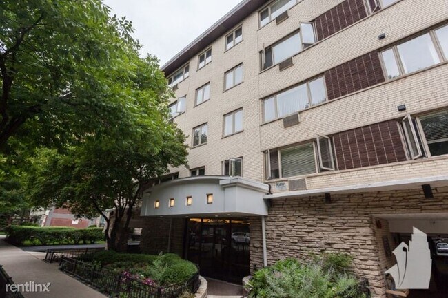 Foto del edificio - 416 W Barry Ave