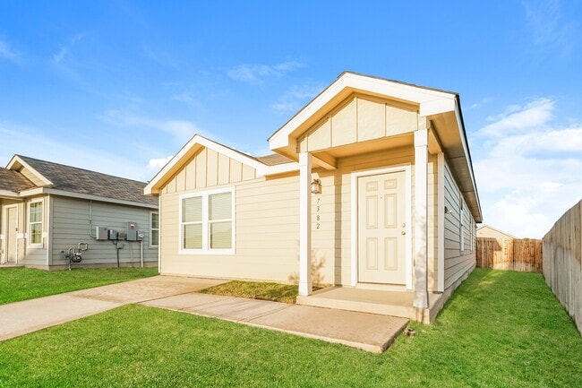 Foto del edificio - 7382 Cultivator Way