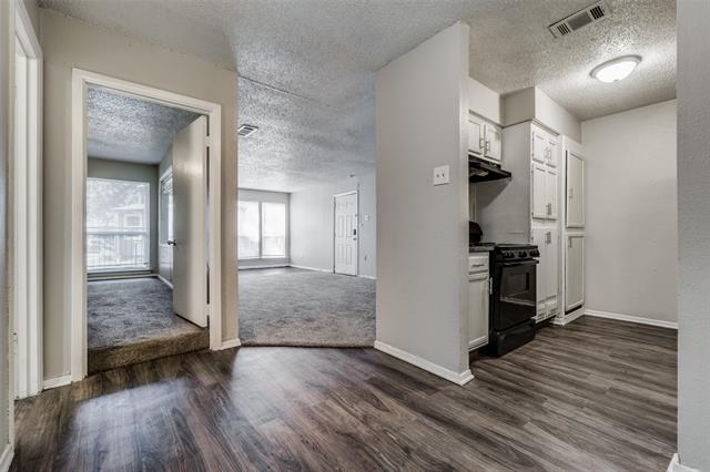 Foto del edificio - 9696 Walnut St