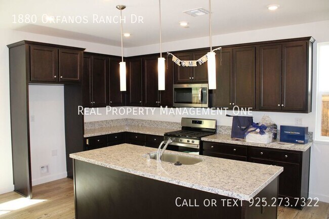 Foto del edificio - Brand New 4 Bed/3 Bath Home in Perfect Bre...