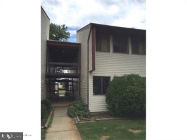 Building Photo - G13 Avon Dr