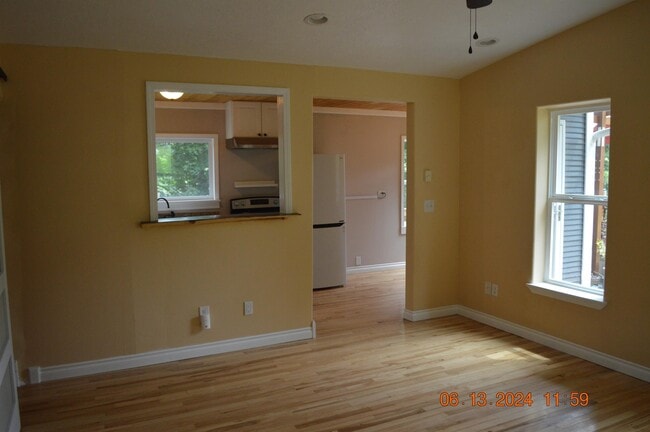 Foto del edificio - 378 SW 4th St