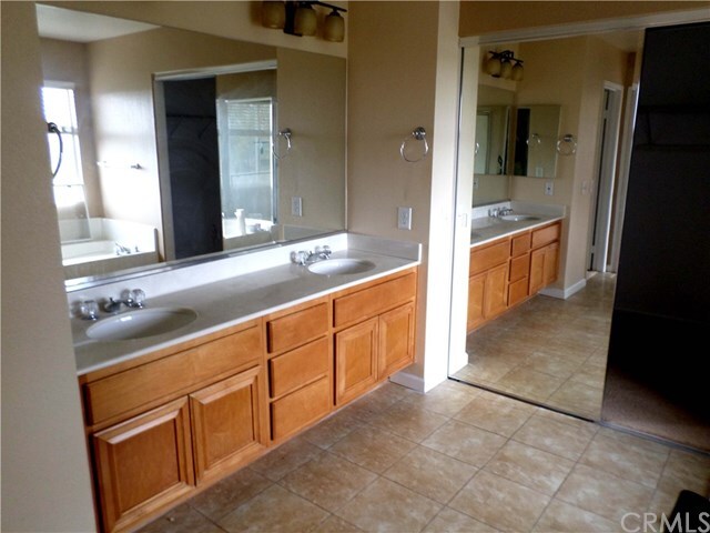 Building Photo - 1473 S Creekside Dr