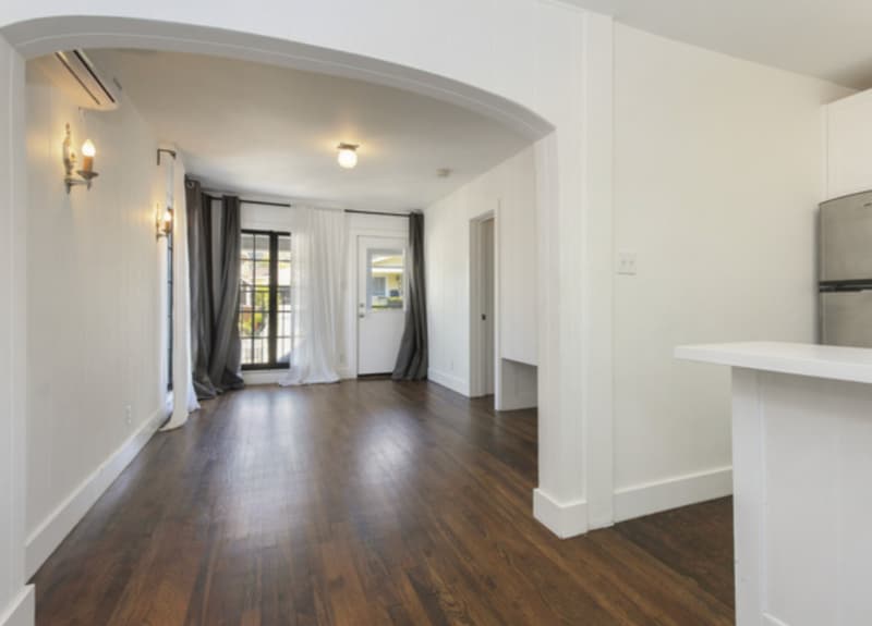 Building Photo - 409 Wheeling Way