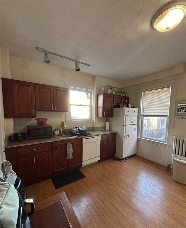 Building Photo - 17 Hillside St