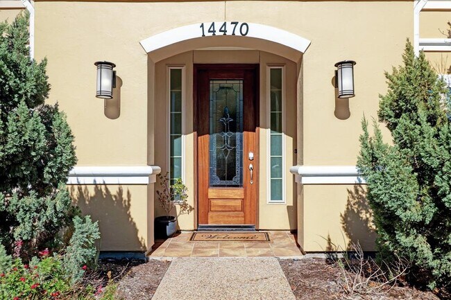 Foto del edificio - 14470 Summerleaf Ln