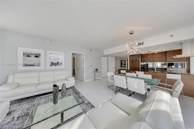 Foto del edificio - 495 Brickell Ave