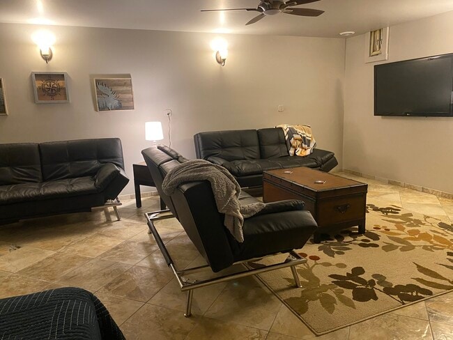 Foto del edificio - 512 Riverwalk Rdg Rd