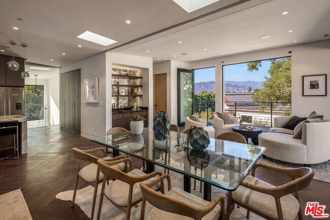 Foto del edificio - 3616 Cadman Dr