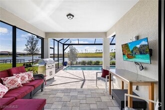 Building Photo - 12041 Canal Grande Dr