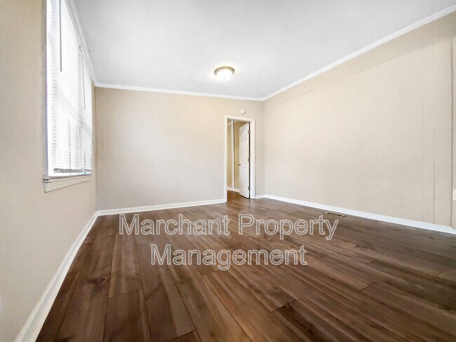 Foto del edificio - 7 Hillside Ln