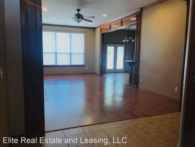 Building Photo - 3 br, 2 bath House - 11217 LARKIN LANE