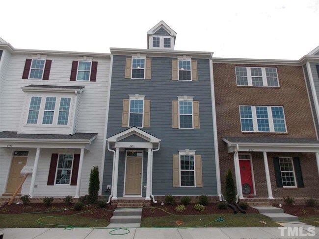 Building Photo - 6453 Giddings St