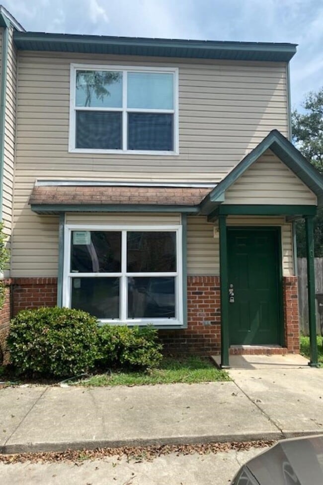 Building Photo - 2780 Tess Cir