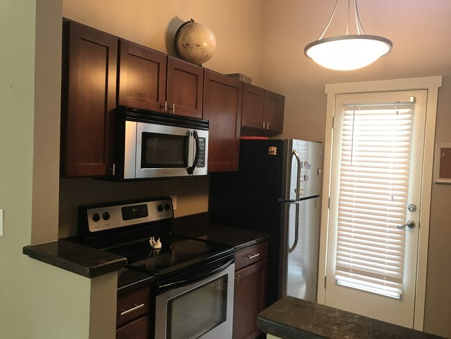 Foto del edificio - 15821 NE Leary Way