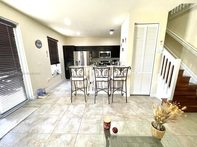 Building Photo - 17030 SW 95th Terrace